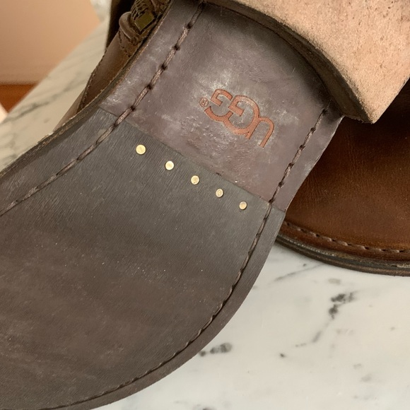 UGG Quilted Conor Fawn Boots 6 - Picture 8 of 16